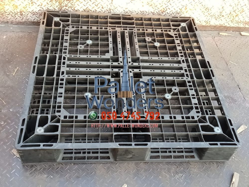 plastic-0555450341-pallets-big-0
