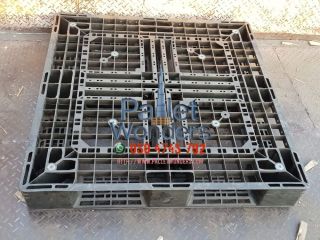 plastic-0555450341-pallets-small-0