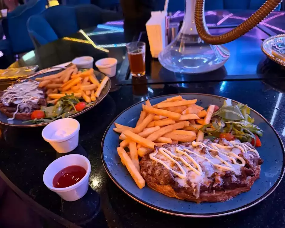 experience-the-best-family-resturant-in-dubai-live-bbq