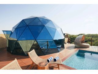 best-beach-resorts-in-dubai-luxury-stay-in-dubai-small-4