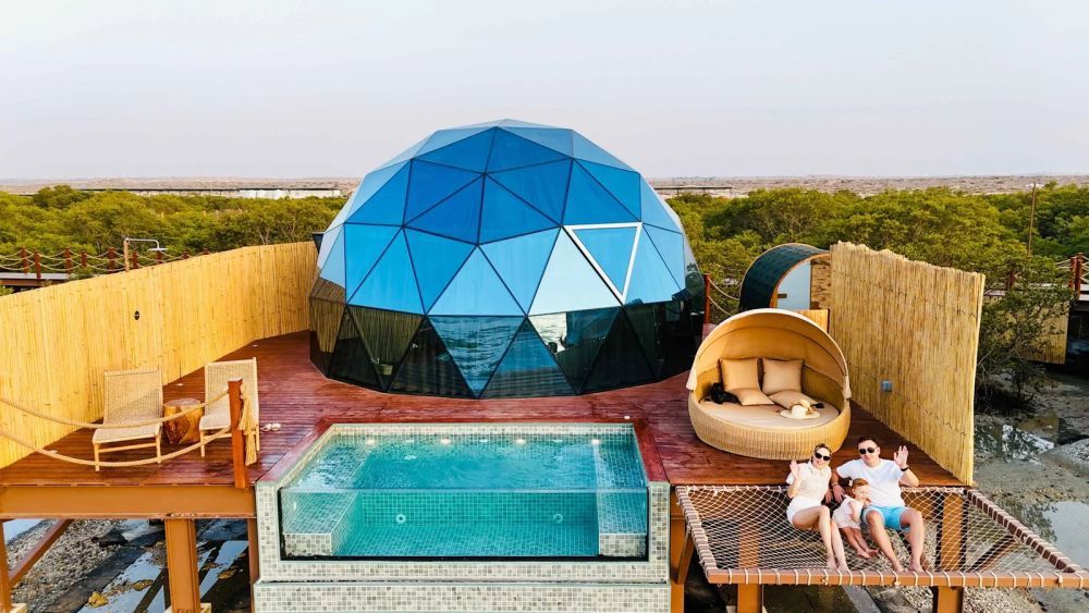 best-resorts-for-honeymoons-dubai-beach-resort-in-dubai-big-4