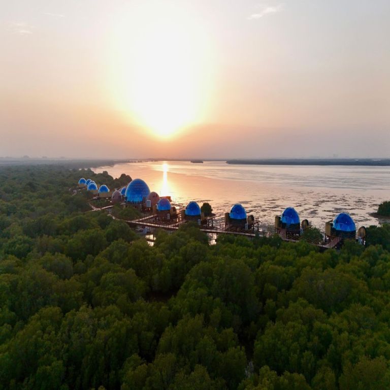 unique-places-to-stay-in-dubai-travel-places-in-dubai-big-0