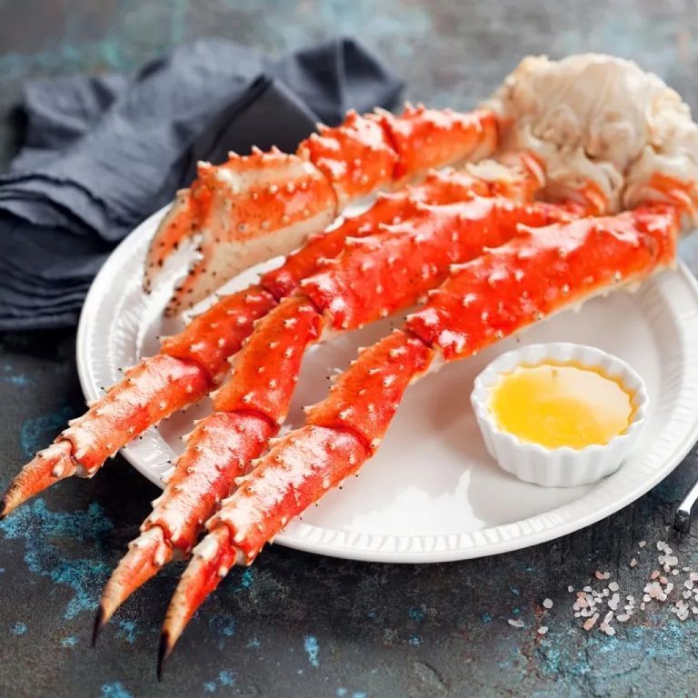 buy-premium-red-king-crab-cooked-sections-frozen-big-0