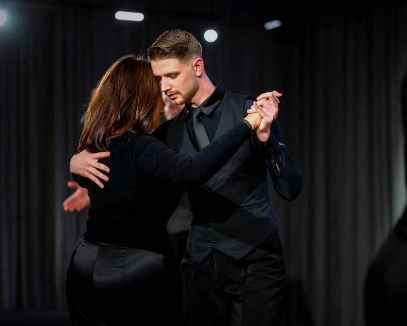 learn-moves-with-the-best-bachata-dance-studio-in-abu-dhabi