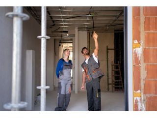 modern-building-maintenance-service-in-dubai-small-0
