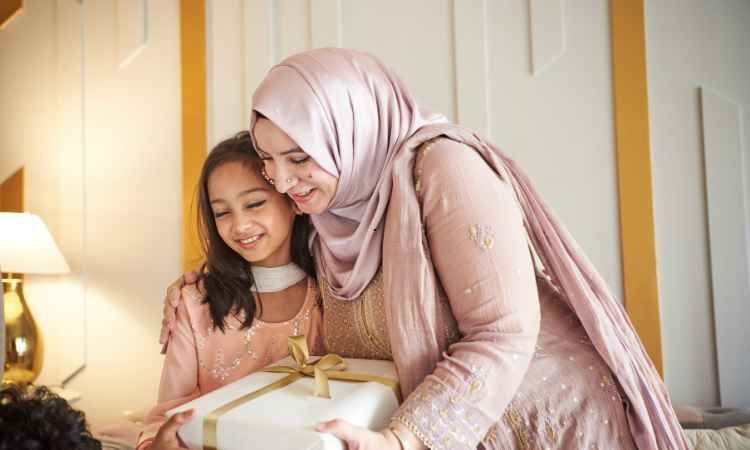 premium-eid-gift-delivery-dubai-at-gifts-habibi-big-0