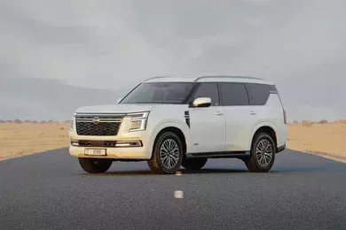 car-hire-in-dubai-sports-city-easy-and-affordable-travel-big-0