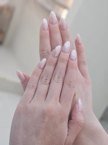 premium-nail-enhancements-service-in-abu-dhabi-big-0