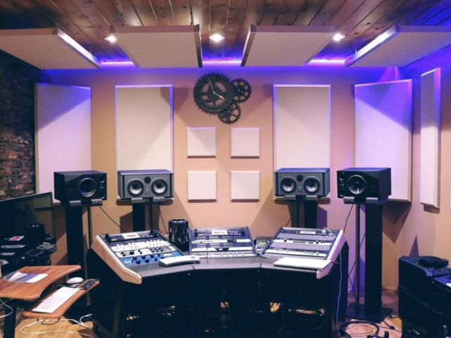 experience-professional-audio-production-with-alphacast-studios