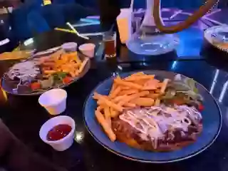 affordable-family-resturant-in-dubai-with-great-ambiance-small-1