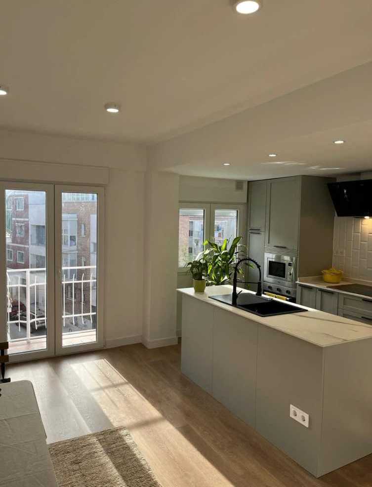 kitchen-remodeling-in-dubai-big-0