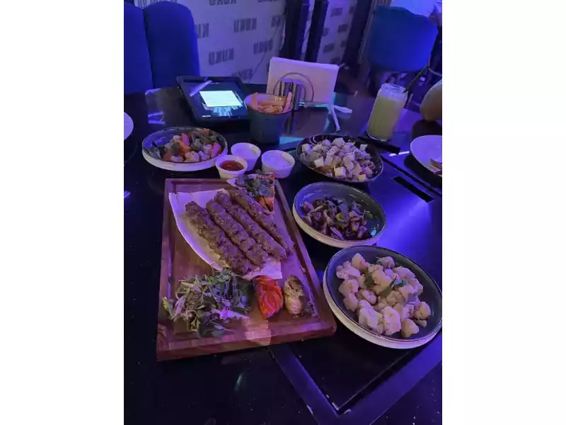 kuku-restaurant-and-lounge-in-dubai-small-0