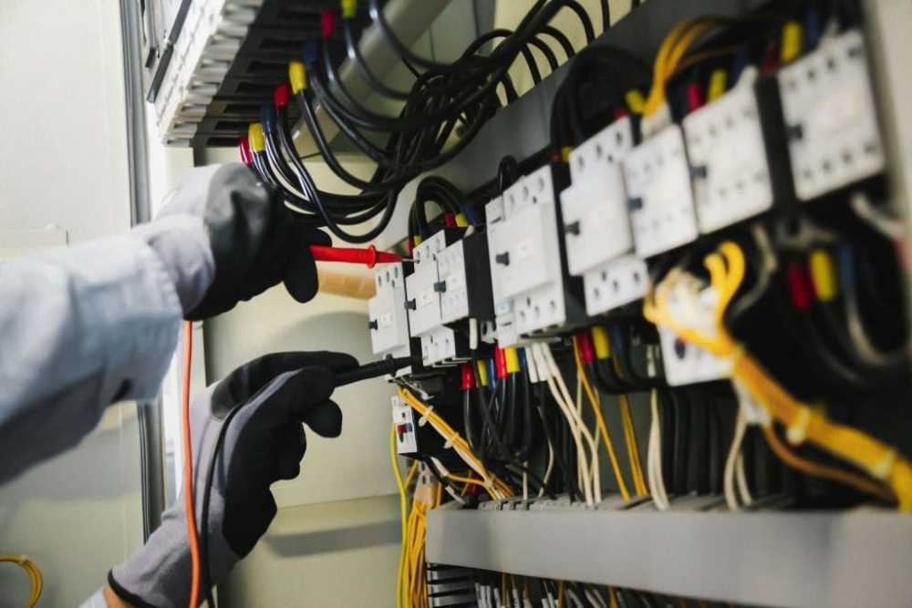reliable-harmonic-analysis-for-electrical-system-performance-big-0