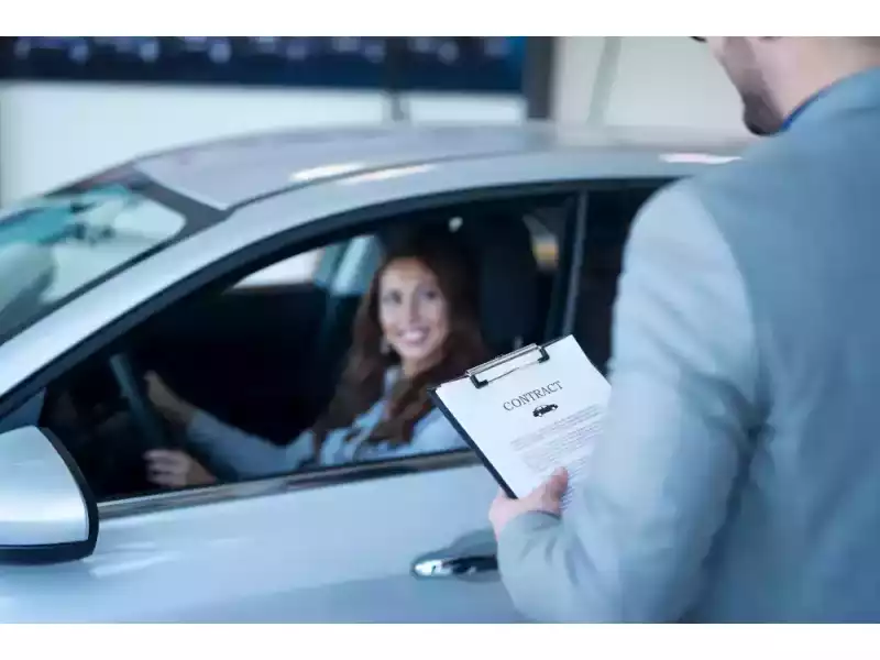 motor-insurance-in-dubai-with-flexible-coverage-plans-small-0