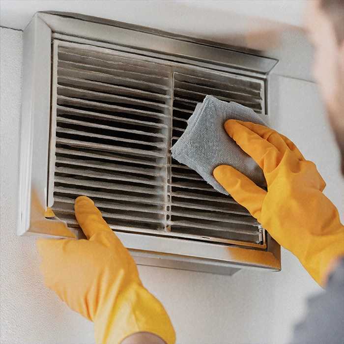 kitchen-hood-cleaning-dubai-expert-duct-cleaning-big-1