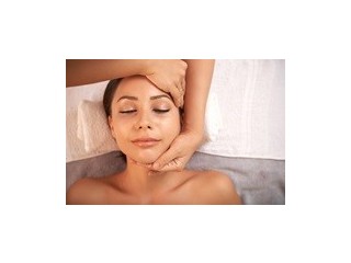Best Facials For Aging Skin in Dubai at The Skincare Cosmetic