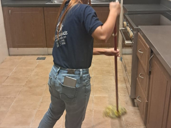 cleaning-services-abu-dhabi-big-1