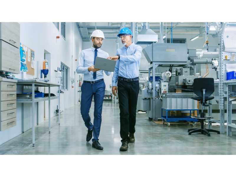 why-should-you-partner-with-facilities-management-companies-small-0