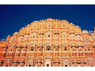 uncover-the-magic-of-golden-triangle-india-tours-small-0