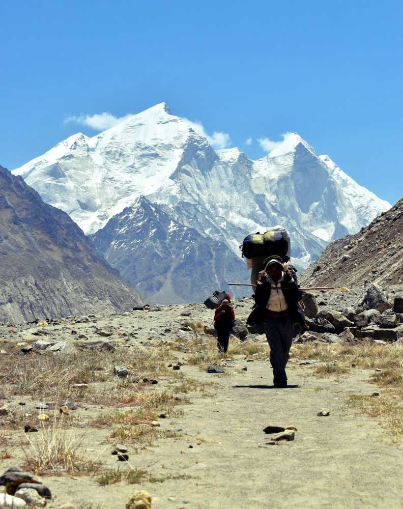 embark-on-an-unforgettable-journey-through-the-majestic-himalayas-big-0
