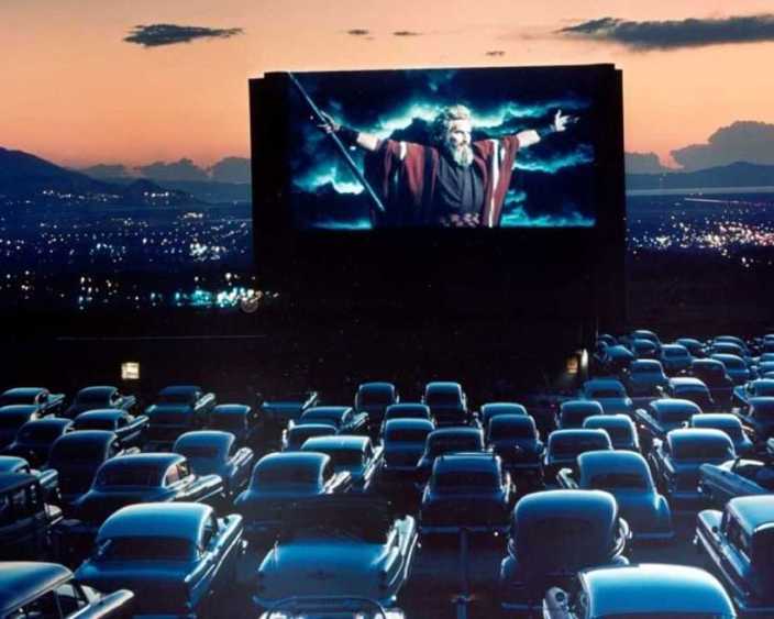 best-outdoor-projector-hire-for-unforgettable-events