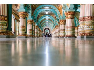 your-guide-to-an-enriching-trip-to-india-small-0
