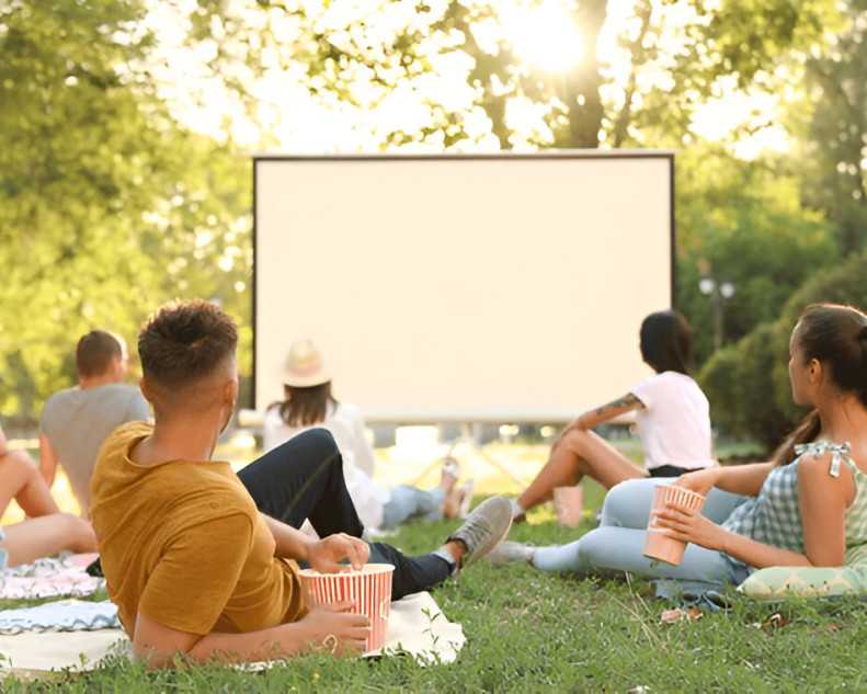 outdoor-movie-hire-in-port-stephens
