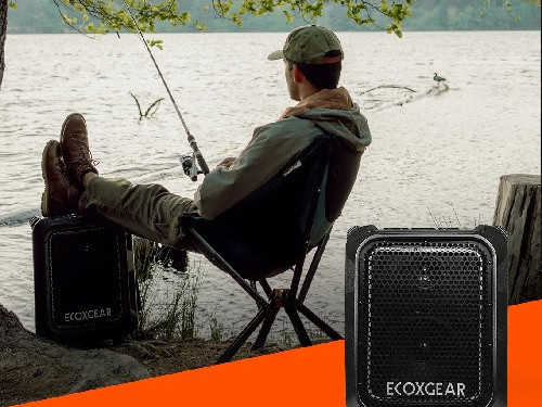 how-do-you-choose-the-right-outdoor-speaker-for-your-party-big-0
