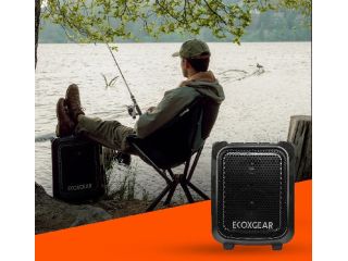 how-do-you-choose-the-right-outdoor-speaker-for-your-party-small-0