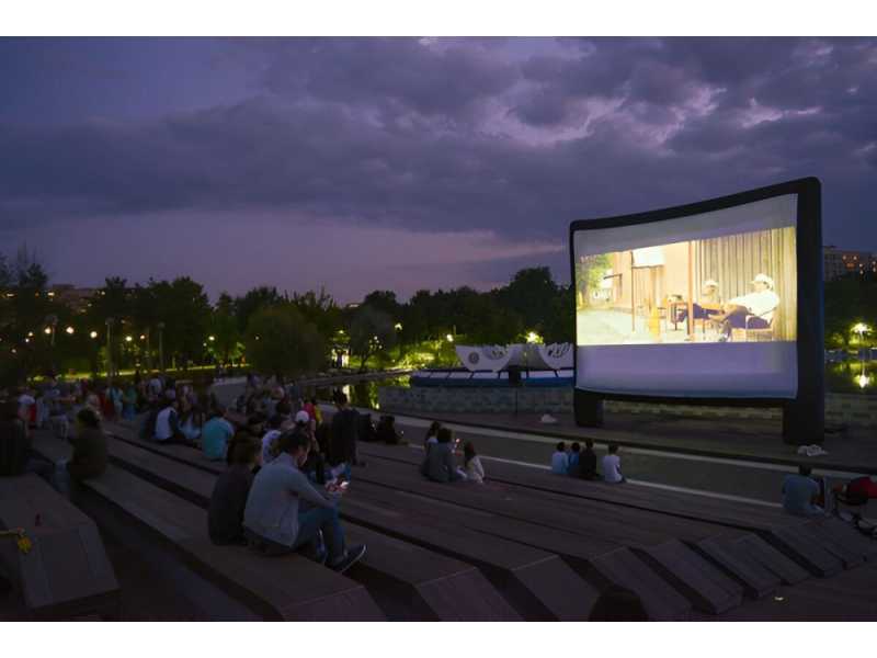 outdoor-projector-hire-that-makes-aussie-nights-feel-extra-special-small-0