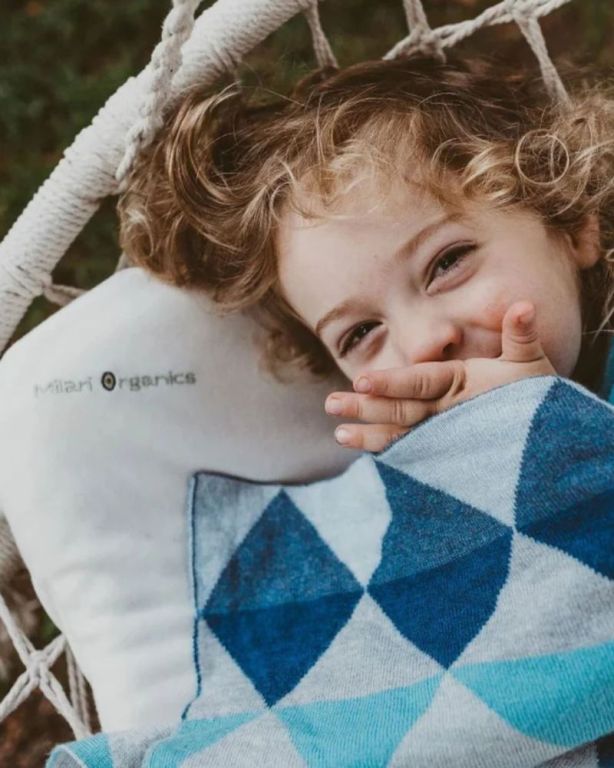 organic-baby-pillow-with-ergonomic-neck-support-big-1