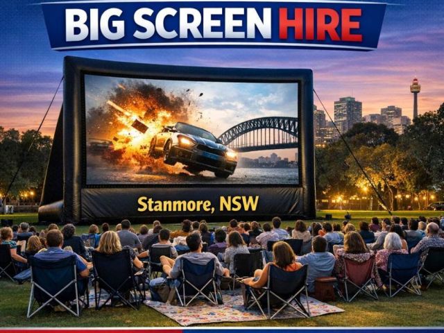 outdoor-movie-screen-hire-for-backyard-events-across-sydney-nsw