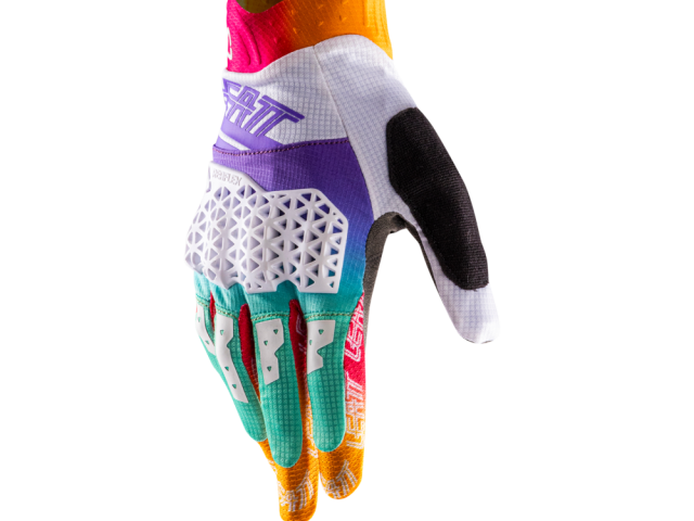 ride-longer-with-confidence-using-mountain-biking-gloves