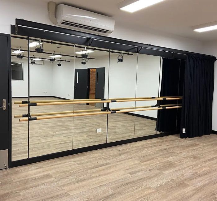 modern-studio-mirrors-for-fitness-dance-studios-in-bayswater-big-1