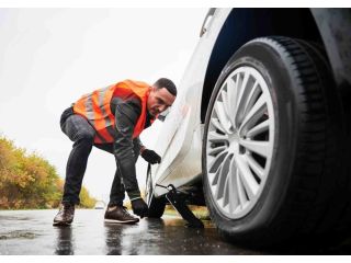tyre-replacement-near-me-tyre-fitting-near-me-small-0