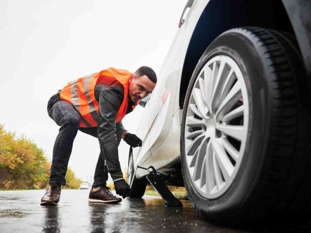 tyre-replacement-near-me-tyre-fitting-near-me