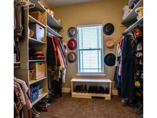 professional-decluttering-services-in-melbourne-small-0
