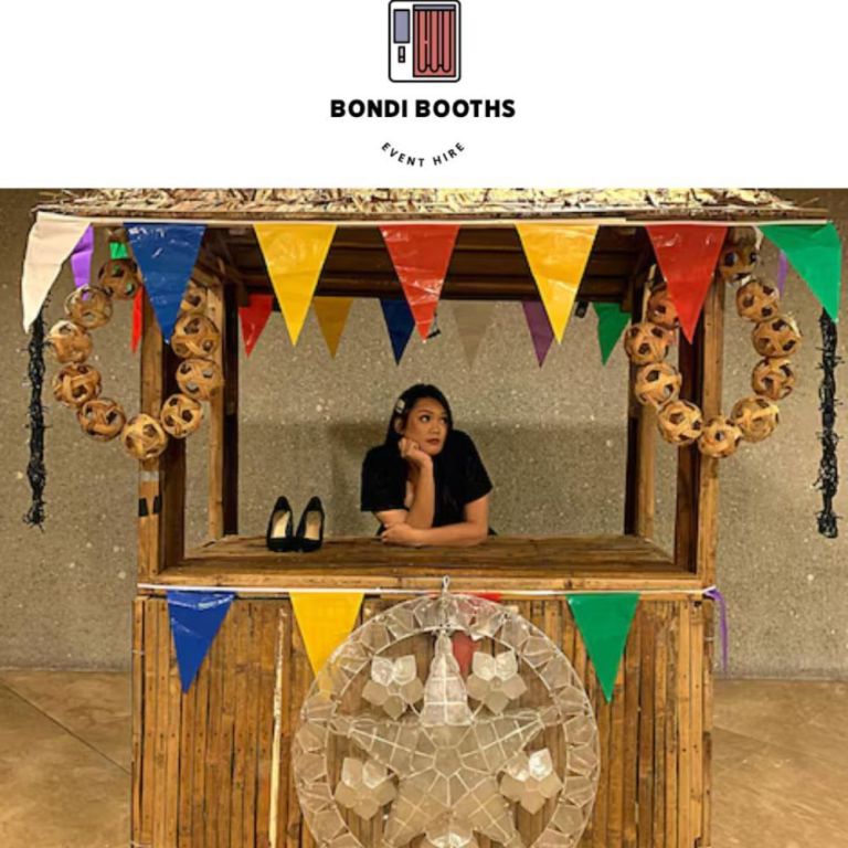mirror-booth-hire-in-sydney-for-parties-corporate-events-big-0