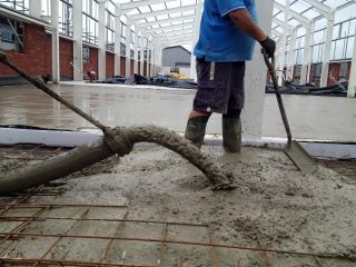 concrete-pumping-for-construction-sites-huntingwood-small-0