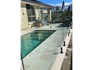pool-fence-nowra-small-0