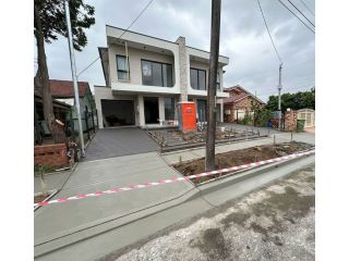 built-for-safe-daily-flow-small-0