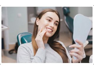 professional-tooth-extraction-procedure-for-quick-dental-relief-small-0