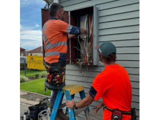best-commercial-electrician-in-unanderra-small-0