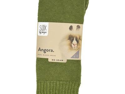 step-up-your-wardrobe-with-comfortable-socks-for-womens