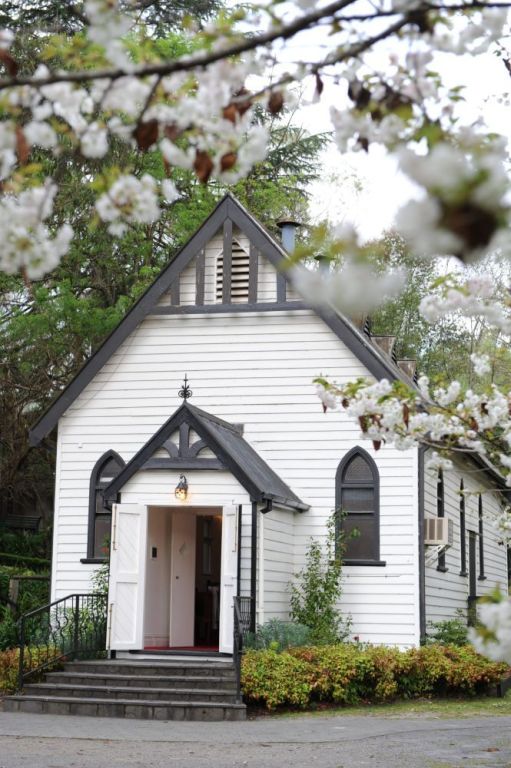 say-your-vows-inside-a-beautiful-heritage-wedding-chapel-big-0