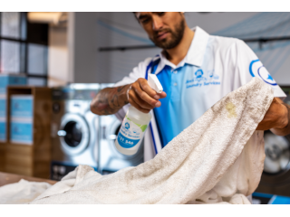 pickup-and-delivery-laundry-for-workwear-small-0