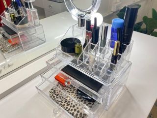 acrylic-makeup-drawer-organiser-keeps-beauty-essentials-neat-small-0