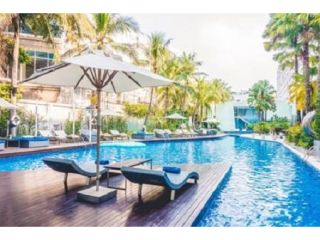 what-does-pool-service-castle-hill-include-small-0