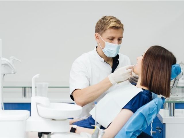 transform-your-smile-at-dental-clinic-collingwood-today