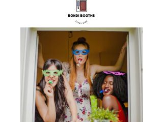 360-photo-booth-hire-in-sydney-for-fun-and-unforgettable-events-small-0